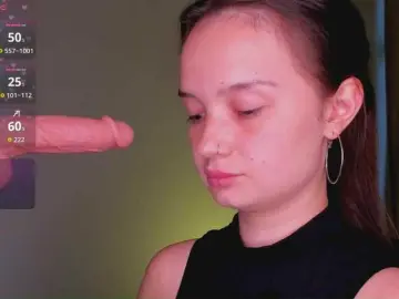 Bitchpeace  live sex cam