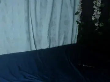 Lia-laurent  live sex cam