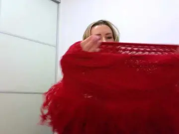 Maddalena  live sex cam