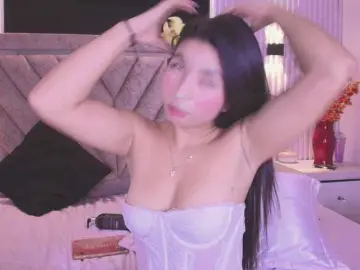Bella-martini  live sex cam