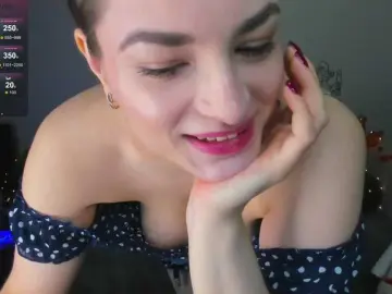 Camilla-One  live sex cam