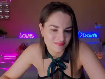 Camilla-One  live sex cam