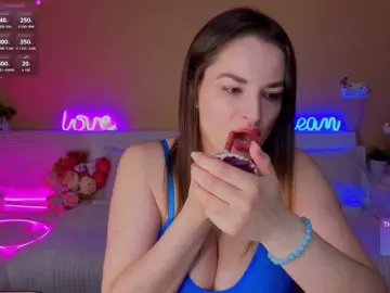 Camilla-One  live sex cam