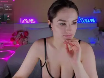 Camilla-One  live sex cam