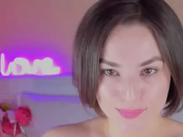 Camilla-One  live sex cam