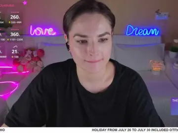 Camilla-One  live sex cam