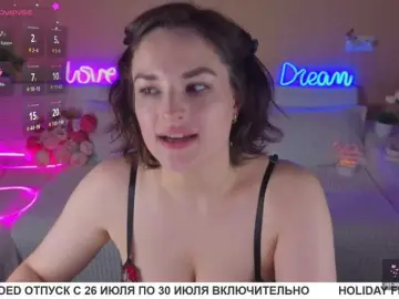 Camilla-One  live sex cam