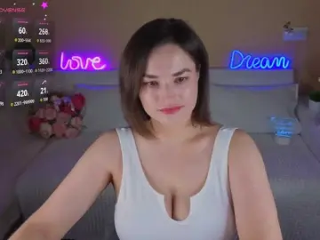 Camilla-One  live sex cam