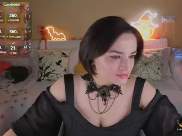 Camilla-One  live sex cam