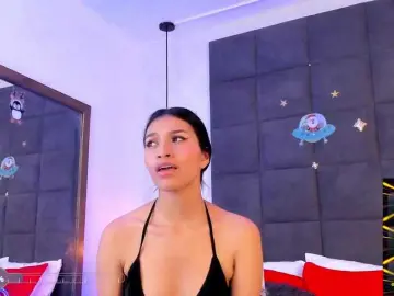 ChloeMontes  live sex cam