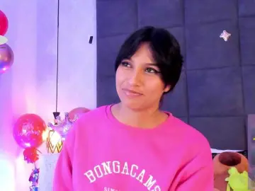 ChloeMontes  live sex cam