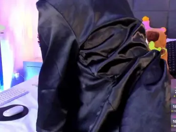 ChloeMontes  live sex cam