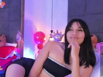 ChloeMontes  live sex cam