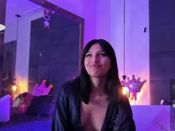 ChloeMontes  live sex cam