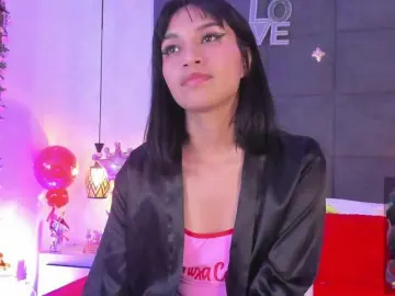 ChloeMontes  live sex cam