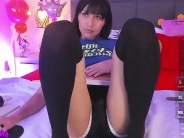 ChloeMontes  live sex cam