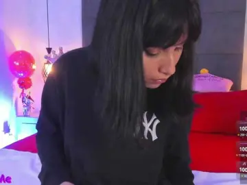 ChloeMontes  live sex cam