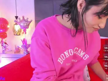 ChloeMontes  live sex cam