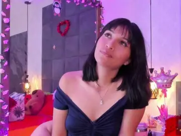 ChloeMontes  live sex cam