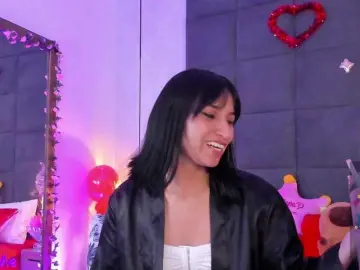ChloeMontes  live sex cam