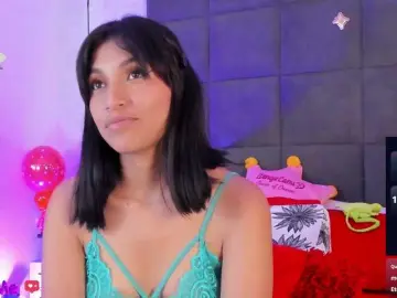 ChloeMontes  live sex cam