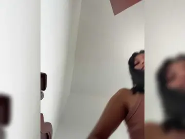 ChloeMontes  live sex cam