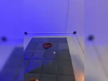 ChloeMontes  live sex cam