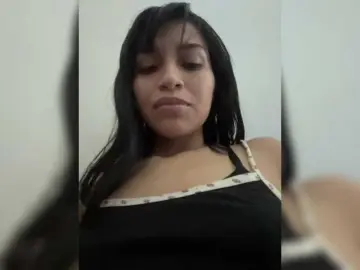 ChloeMontes  live sex cam