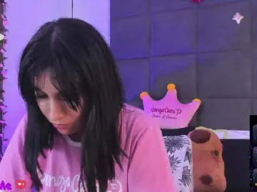ChloeMontes  live sex cam