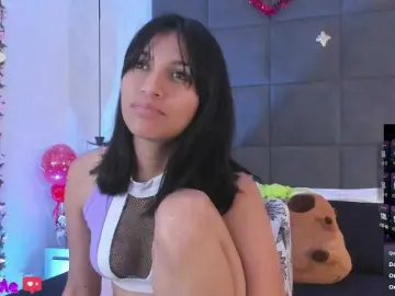 ChloeMontes  live sex cam
