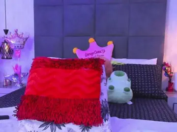 ChloeMontes  live sex cam