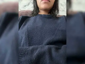 ChloeMontes  live sex cam