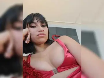 ChloeMontes  live sex cam