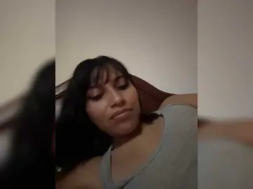 ChloeMontes  live sex cam