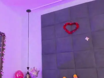 ChloeMontes  live sex cam