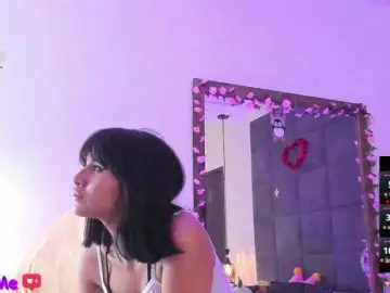 ChloeMontes  live sex cam