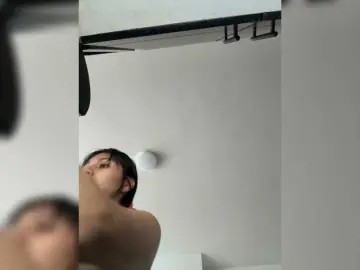 ChloeMontes  live sex cam