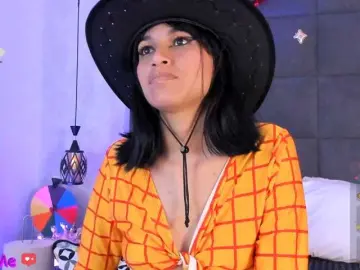 ChloeMontes  live sex cam