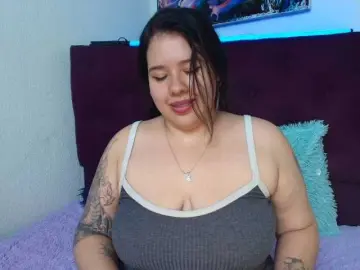 LinaBrowm  live sex cam