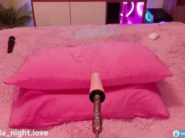 LolyNight  live sex cam