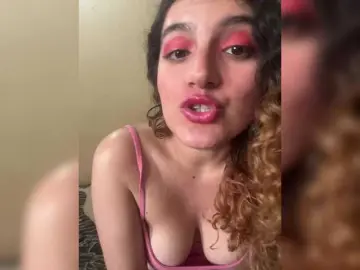 LuanaPowerful  live sex cam