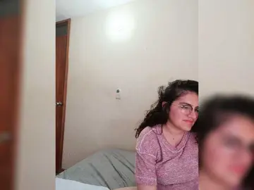 LuanaPowerful  live sex cam