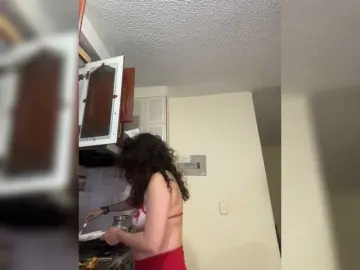 LuanaPowerful  live sex cam