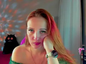 She-wolf  live sex cam