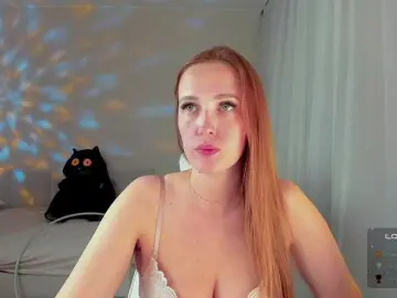 She-wolf  live sex cam