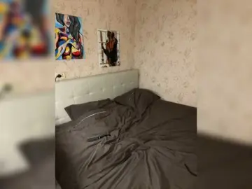 CyberNika  live sex cam