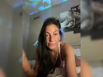 IrinkaGata  live sex cam