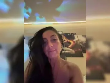 IrinkaGata  live sex cam