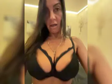 IrinkaGata  live sex cam