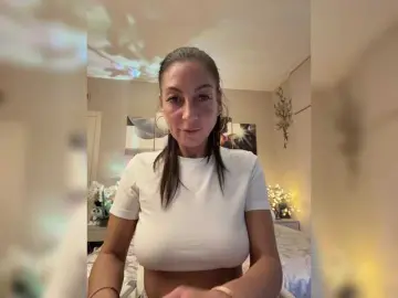 IrinkaGata  live sex cam